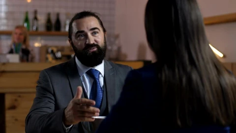 Stock Video Man Applying For A New Job Animated Wallpaper - Free Live Wallpaper