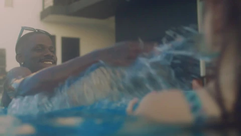 Stock Video Man And Woman Playing In The Pool Animated Wallpaper - Free Live Wallpaper