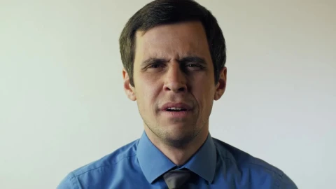Stock Video Male Office Worker Yawning Portrait Animated Wallpaper - Free Live Wallpaper