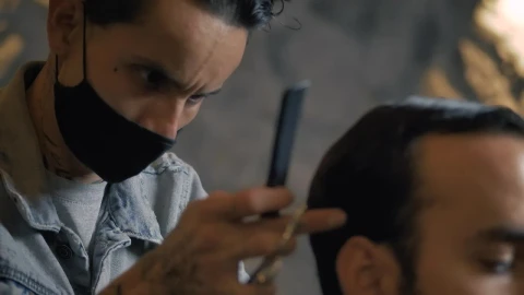 Stock Video Male Hairstylist Cutting A Clients Hair Animated Wallpaper - Free Live Wallpaper