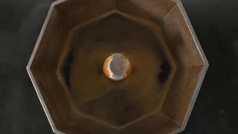 Stock Video Making Coffee In A Moka Pot Animated Wallpaper - Free Live Wallpaper