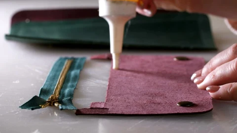 Stock Video Making A Leather Wallet Animated Wallpaper - Free Live Wallpaper
