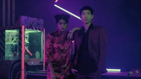 Stock Video Mafia Man And Woman In A Dark Playroom Animated Wallpaper - Free Live Wallpaper