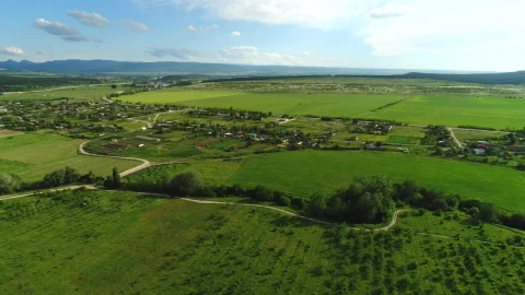 Stock Video Lush Fields Across The Countryside Animated Wallpaper - Free Live Wallpaper