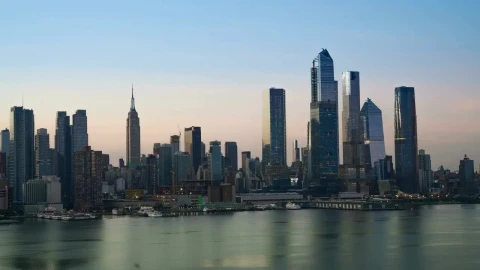 Stock Video Looking Over To New York Animated Wallpaper - Free Live Wallpaper