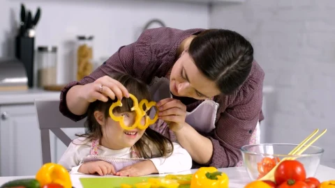 Stock Video Mother And Daughter In The Kitche Animated Wallpaper - Free Live Wallpaper