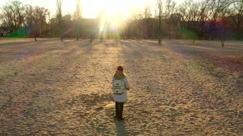 Stock Video Mother And Daughter Enjoy The Sunset By The Rive Animated Wallpaper - Free Live Wallpaper