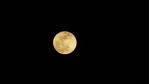 Stock Video Moon Rising In The Night Sk Animated Wallpaper - Free Live Wallpaper