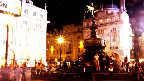 Stock Video Monument In A Plaza At Nigh Animated Wallpaper - Free Live Wallpaper