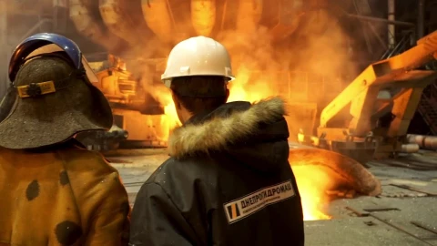 Stock Video Molten Metal In An Industrial Forg Animated Wallpaper - Free Live Wallpaper