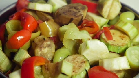 Stock Video Mixing Fresh Vegetables On A Stov Animated Wallpaper - Free Live Wallpaper