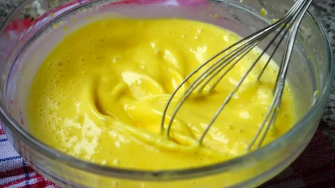 Stock Video Mixing Eggs In A Bowl Top Vie Animated Wallpaper - Free Live Wallpaper