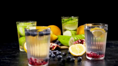 Stock Video Mixed Fruit Drinks On A Tabl Animated Wallpaper - Free Live Wallpaper