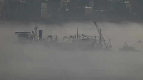 Stock Video Mist Covering Ship Animated Wallpaper - Free Live Wallpaper