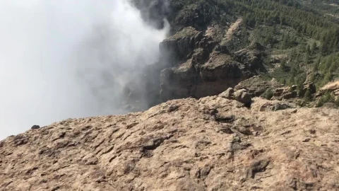 Stock Video Mist And Low Clouds Across The Hill Animated Wallpaper - Free Live Wallpaper