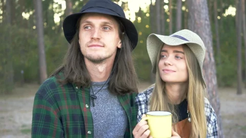 Stock Video Millennial Couple Cuddle And Enjoy Outdoor Vie Animated Wallpaper - Free Live Wallpaper