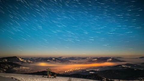 Stock Video Milky Way Moving In The Sky At Winter Landscap Animated Wallpaper - Free Live Wallpaper