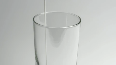 Stock Video Milk Poured Into A Transparent Glas Animated Wallpaper - Free Live Wallpaper