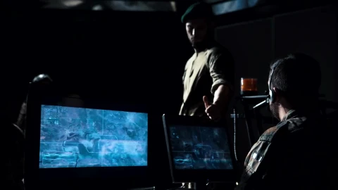 Stock Video Military Men Launching Missile Animated Wallpaper - Free Live Wallpaper
