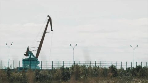 Stock Video Metal Crane Over A Por Animated Wallpaper - Free Live Wallpaper