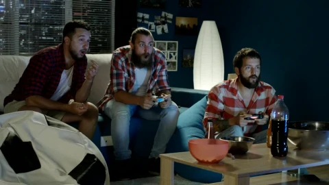 Stock Video Men Playing Video Games At Hom Animated Wallpaper - Free Live Wallpaper