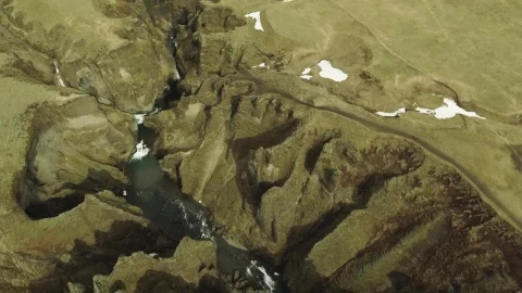 Stock Video Melting Snow Over A Canyo Animated Wallpaper - Free Live Wallpaper