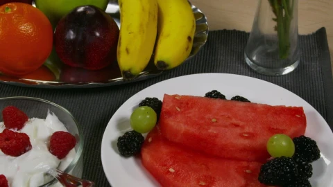 Stock Video Melon And Blackberr Animated Wallpaper - Free Live Wallpaper
