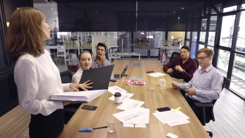 Stock Video Meeting With The Director Giving Direction Animated Wallpaper - Free Live Wallpaper