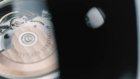 Stock Video Mechanism Of A Watch Through A Glas Animated Wallpaper - Free Live Wallpaper