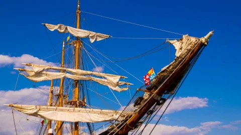 Stock Video Masts Of A Sailing Shi Animated Wallpaper - Free Live Wallpaper