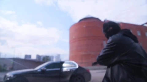 Stock Video Masked Robber Smashing A Windo Animated Wallpaper - Free Live Wallpaper