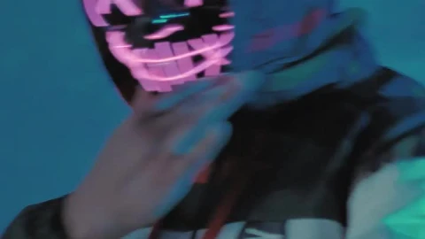 Stock Video Masked Man Dancin Animated Wallpaper - Free Live Wallpaper