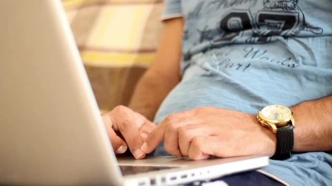 Stock Video Man Working With A Computer In Her La Animated Wallpaper - Free Live Wallpaper