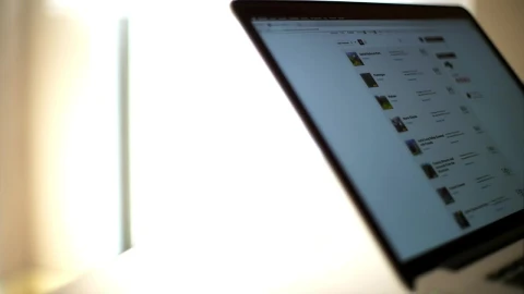 Stock Video Man Working On A Laptop Compute Animated Wallpaper - Free Live Wallpaper