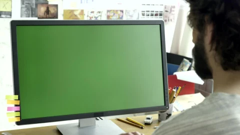 Stock Video Man Working On A Computer With A Green Scree Animated Wallpaper - Free Live Wallpaper