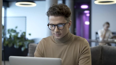 Stock Video Man With Glasses Working On A Lapto Animated Wallpaper - Free Live Wallpaper