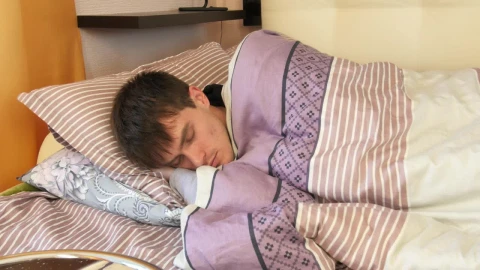 Stock Video Man Waking Up In The Mornin Animated Wallpaper - Free Live Wallpaper