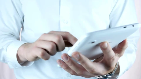 Stock Video Man Using Table Animated Wallpaper - Free Live Wallpaper