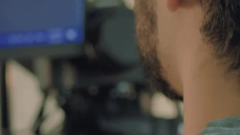 Stock Video Man Typing On A Compute Animated Wallpaper - Free Live Wallpaper