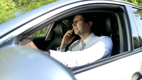 Stock Video Man Talking On His Cell While In His Ca Animated Wallpaper - Free Live Wallpaper