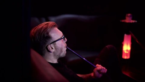 Stock Video Man Smoking Alone In Hookah Clu Animated Wallpaper - Free Live Wallpaper