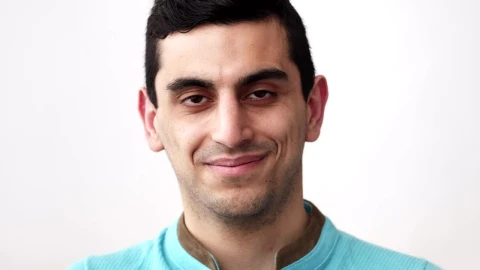 Stock Video Man Smiling Brightl Animated Wallpaper - Free Live Wallpaper