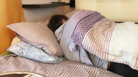 Stock Video Man Sleeping Through The Da Animated Wallpaper - Free Live Wallpaper
