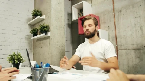 Stock Video Man Shares Idea With Creative Team At Meetin Animated Wallpaper - Free Live Wallpaper