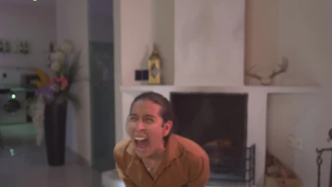 Stock Video Man Screaming Desperatel Animated Wallpaper - Free Live Wallpaper