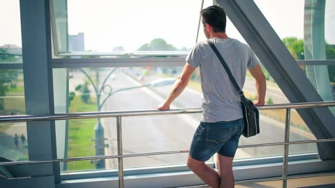 Stock Video Man Looking From A Pedestrian Bridg Animated Wallpaper - Free Live Wallpaper