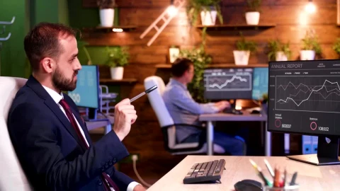 Stock Video Man Looking At Monitor Animated Wallpaper - Free Live Wallpaper