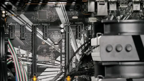 Stock Video Motherboard With A Big Fan Live Wallpaper - Free Live Wallpaper