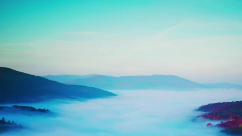 Stock Video Mountainous Autumn Landscape Covered In Mist Live Wallpaper - Free Live Wallpaper