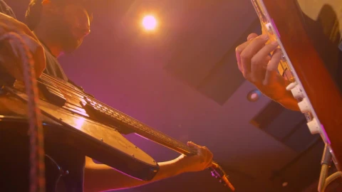 Stock Video Musicians Playing Guitars Live Wallpaper - Free Live Wallpaper